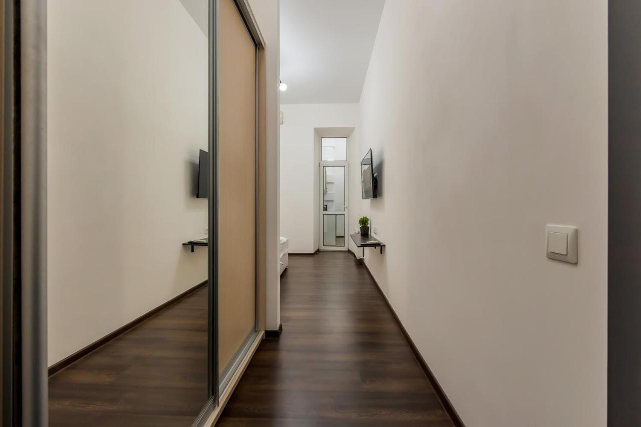 Rv Old City Apartment Velyka Vasylkivska 28,Self Check-In 24Х7 Kiev Dış mekan fotoğraf