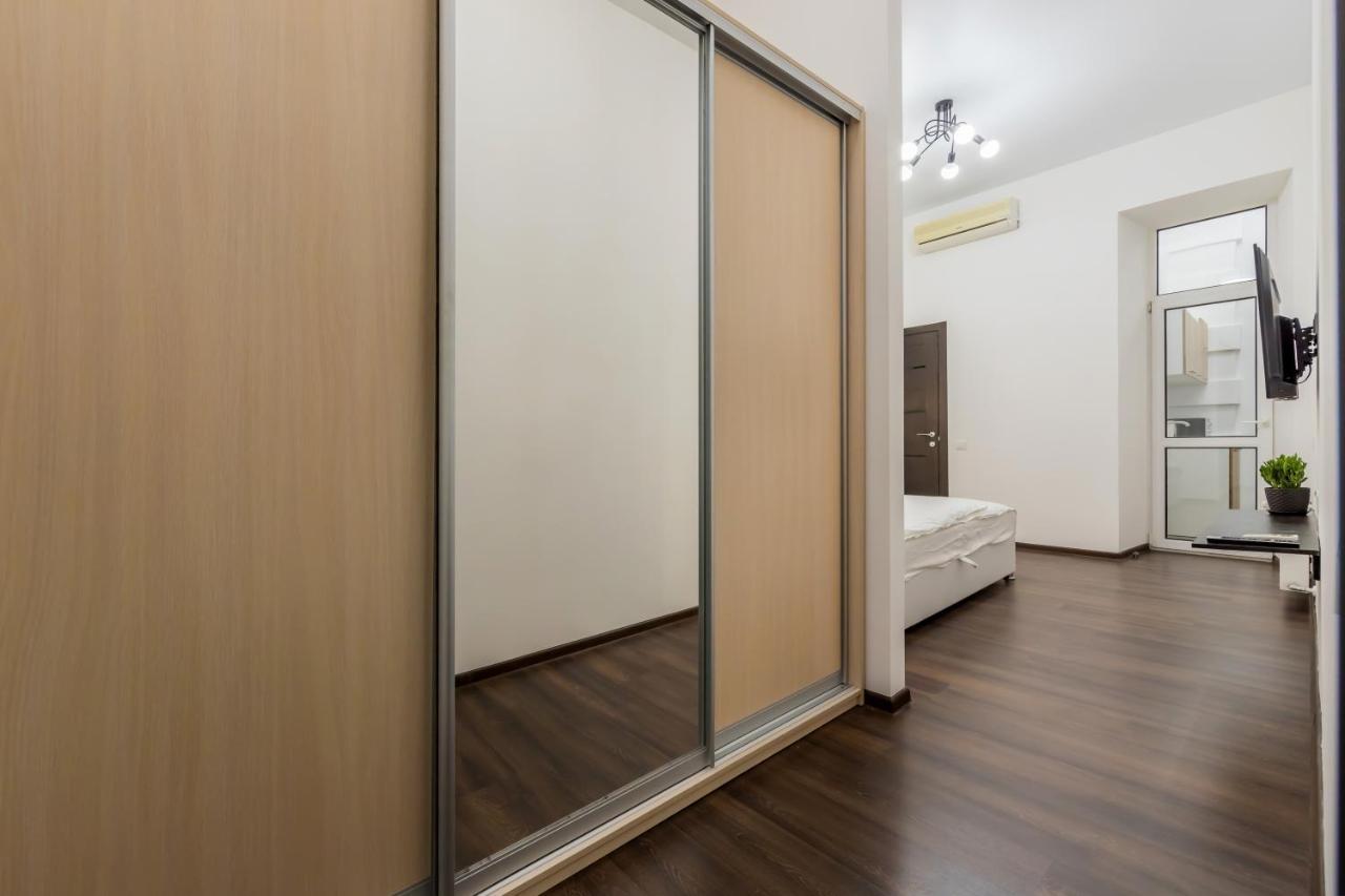 Rv Old City Apartment Velyka Vasylkivska 28,Self Check-In 24Х7 Kiev Dış mekan fotoğraf